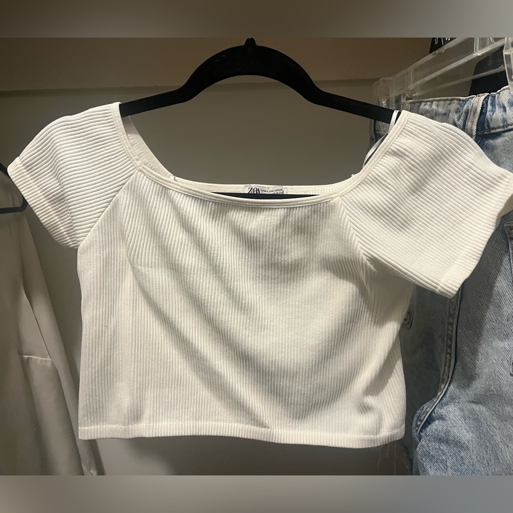 Zara off-white ribbed crop top Size M/L